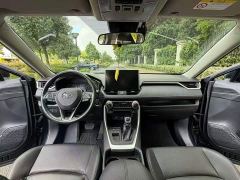 Toyota Vlanda 2.0L CVT FWD Luxury - фото 3