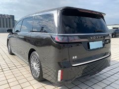 Voyah Lantu Dreamchaser PHEV AWD Excellence Kunpeng Edition - ფოტო 4