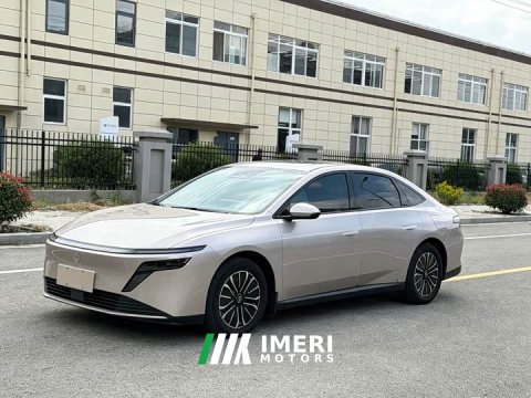 2025 Nissan N6 180 Max - автомобиль из Китая
