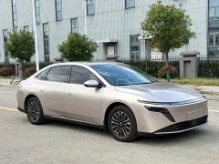 Nissan N6 180 Max - ფოტო 3