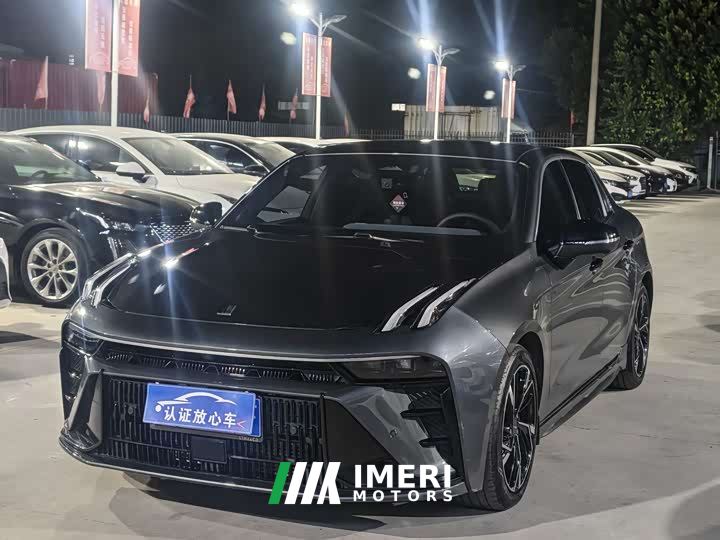 Lynk & Co 03 1.5T DCT Pro