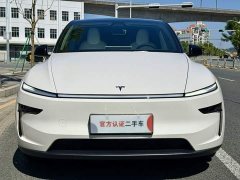Tesla Model Y Rear-Wheel Drive - ფოტო 4