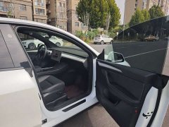 Tesla Model Y Rear-Wheel Drive - ფოტო 8