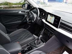Volkswagen Tiguan L Outstanding Edition 330TSI Automatic Two-Wheel Drive R-Line Dragon Shine Version - photo 10