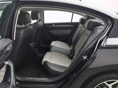 Volkswagen Magotan 2 Million Units Commemorative Edition 330TSI DSG Leading Version - ფოტო 15