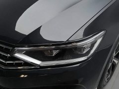 Volkswagen Magotan 2 Million Units Commemorative Edition 330TSI DSG Leading Version - ფოტო 7