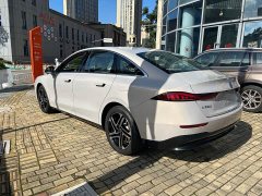 SAIC Roewe D7 EV 610km Rear-Wheel Drive Premium Edition - ფოტო 14
