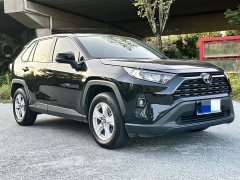 Toyota RAV4 2.0L CVT FWD Urban Edition - ფოტო 3