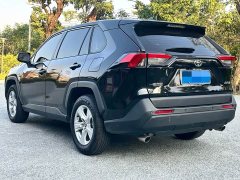 Toyota RAV4 2.0L CVT FWD Urban Edition - ფოტო 6