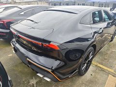 Changan UNI-V 1.5T Sport Edition - ფოტო 18