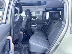 Land Rover Defender 110 3.0T P400 Dark Edition - ფოტო 17