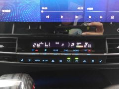 Toyota Sienna 2.5L Hybrid Premium Edition - photo 16