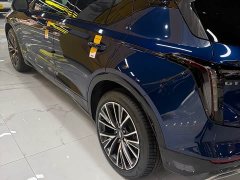 Cadillac GT4 25T Prestige - ფოტო 7