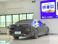 BMW i7 eDrive50L Leading M Sport Package - фото 16