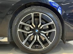 BMW i7 eDrive50L Leading M Sport Package - фото 18