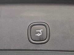 Leapmotor D19 Pure Electric 720 Smart Luxury Edition Six-Seater - ფოტო 15