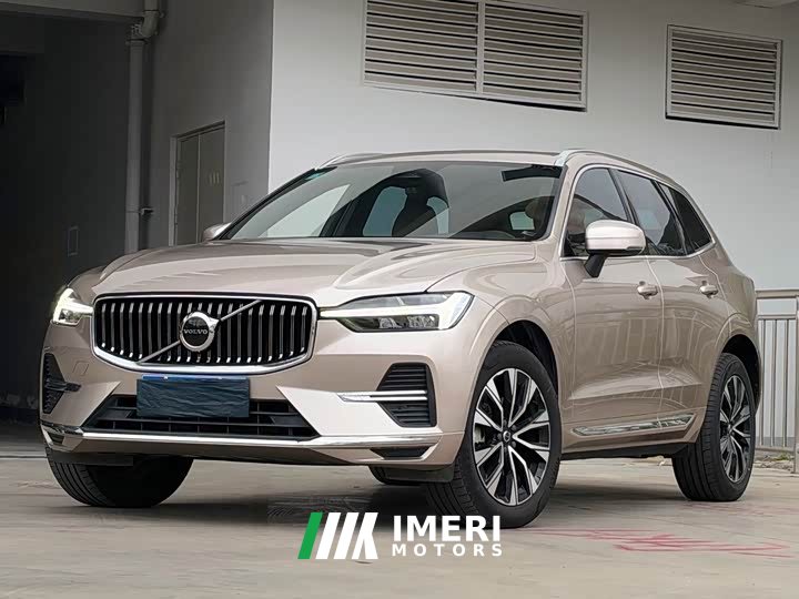 Volvo XC60 B5 AWD Smart Remote Luxury Edition - автомобиль из Китая