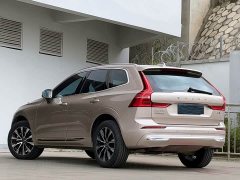 Volvo XC60 B5 AWD Smart Remote Luxury Edition - фото 4