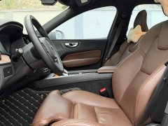 Volvo XC60 B5 AWD Smart Remote Luxury Edition - фото 6