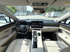 AITO M5 Extended Range RWD Standard - ფოტო 9