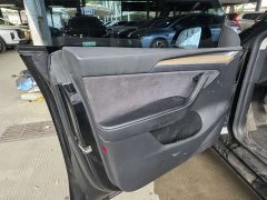 Tesla Model Y Standard Range RWD - ფოტო 11