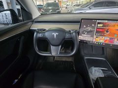 Tesla Model Y Standard Range RWD - ფოტო 12