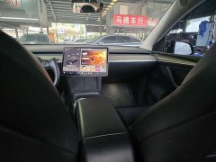 Tesla Model Y Standard Range RWD - ფოტო 13