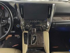 Toyota Vellfire Crown Hybrid 2.5L HV Luxury Edition - photo 11