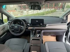 Toyota Gravia 2.5L Hybrid Comfort Edition - photo 5