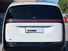 Li Auto Li Xiang MEGA Ultra - ფოტო 8