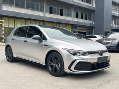 Volkswagen Golf 280TSI DSG R-Line - фото 3