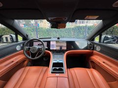 AITO M9 Extended Range Ultra 42kWh 6-Seater - фото 8