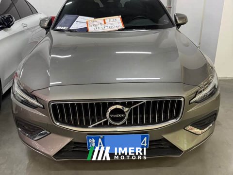 2021 Volvo S60 B4 Smart Luxury Edition - автомобиль из Китая