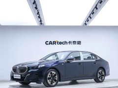 BMW 5 Series 530Li Premier M Sport Package - ფოტო 1