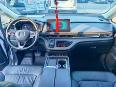 Honda Odyssey 2.0L e:HEV Luxury - фото 7