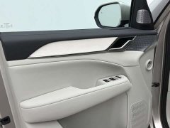 Volvo EM90 Ultra Six-Seater - photo 14