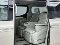 Volvo EM90 Ultra Six-Seater - photo 6