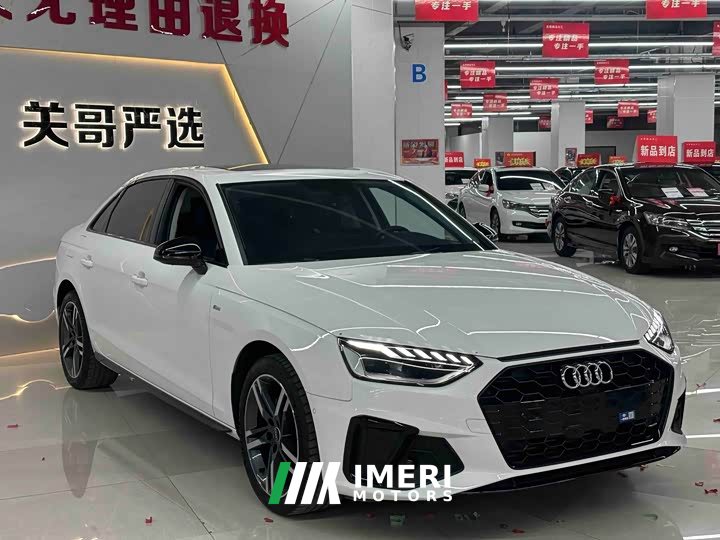 Audi A4L 40 TFSI Luxury Dynamic - автомобиль из Китая