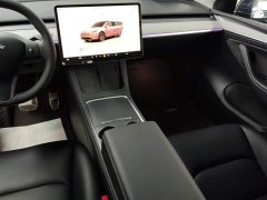 Tesla Model Y Rear-Wheel Drive - ფოტო 13