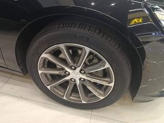 Buick Junyue 652T Luxury - ფოტო 6