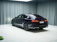 BMW 5 Series 530Li Premier M Sport Package - photo 10