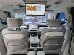 Volvo EM90 Ultra Six-Seater - ფოტო 10