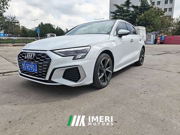 Audi A3 Sportback 35 TFSI Fashion Sport - car from China