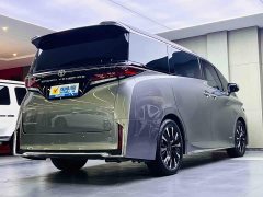 Toyota Vellfire Crown Hybrid 2.5L Executive Premier Edition - фото 4