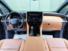 Toyota Vellfire Crown Hybrid 2.5L Executive Premier Edition - фото 9