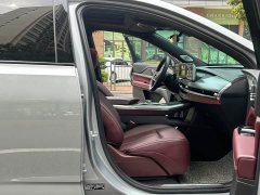Cadillac XT5 2.0T Platinum - ფოტო 10