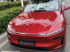 Tesla Model Y Rear-Wheel Drive - ფოტო 1