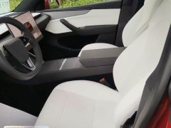 Tesla Model Y Rear-Wheel Drive - ფოტო 4