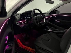 Hyundai Elantra 1.5L CVT GLX Elite - ფოტო 14