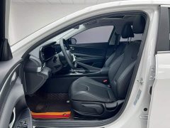 Hyundai Elantra 1.5L CVT GLX Elite - ფოტო 7